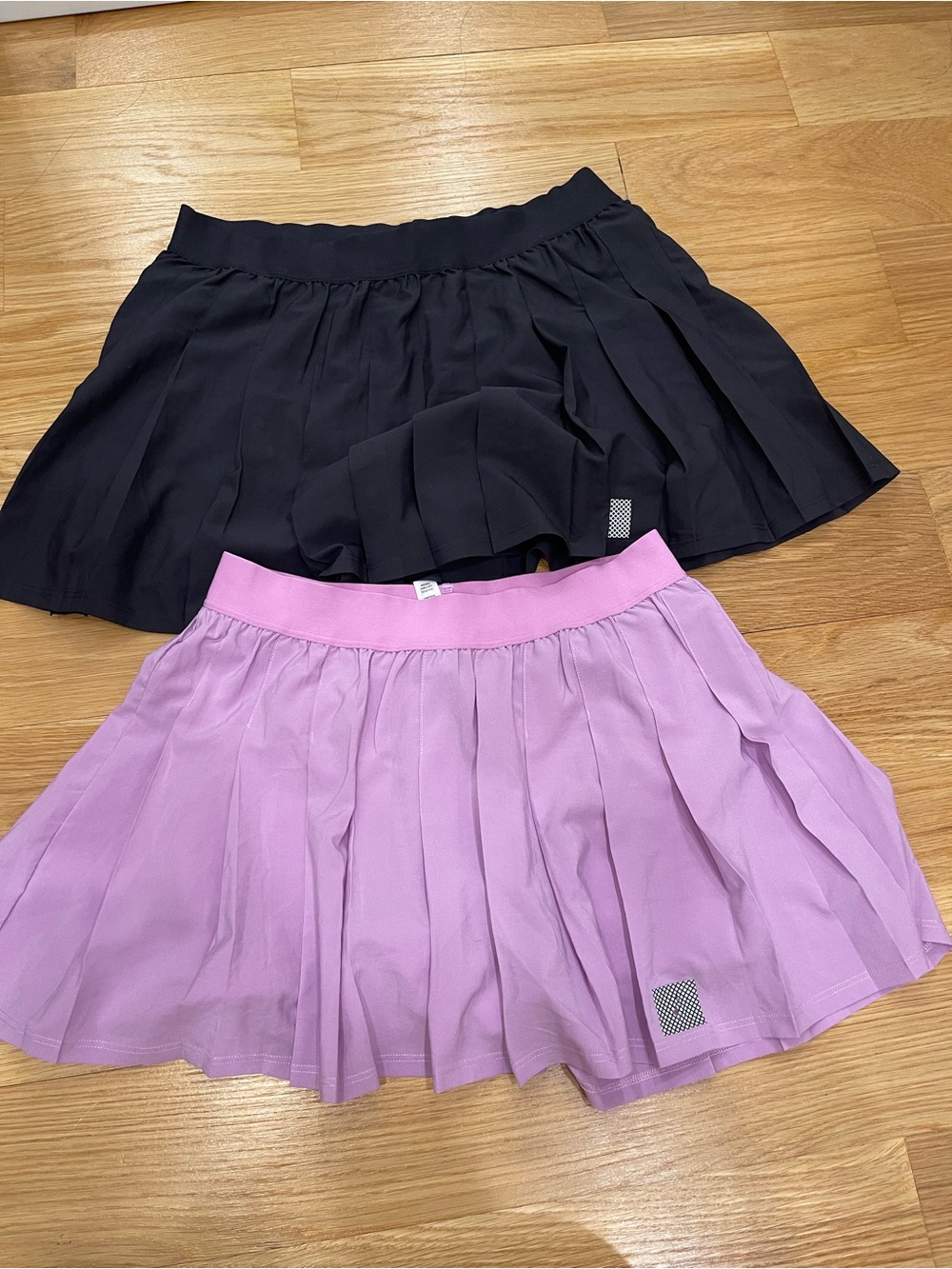 ALO Yoga Pleated Skater Skirts - Black & Lavender